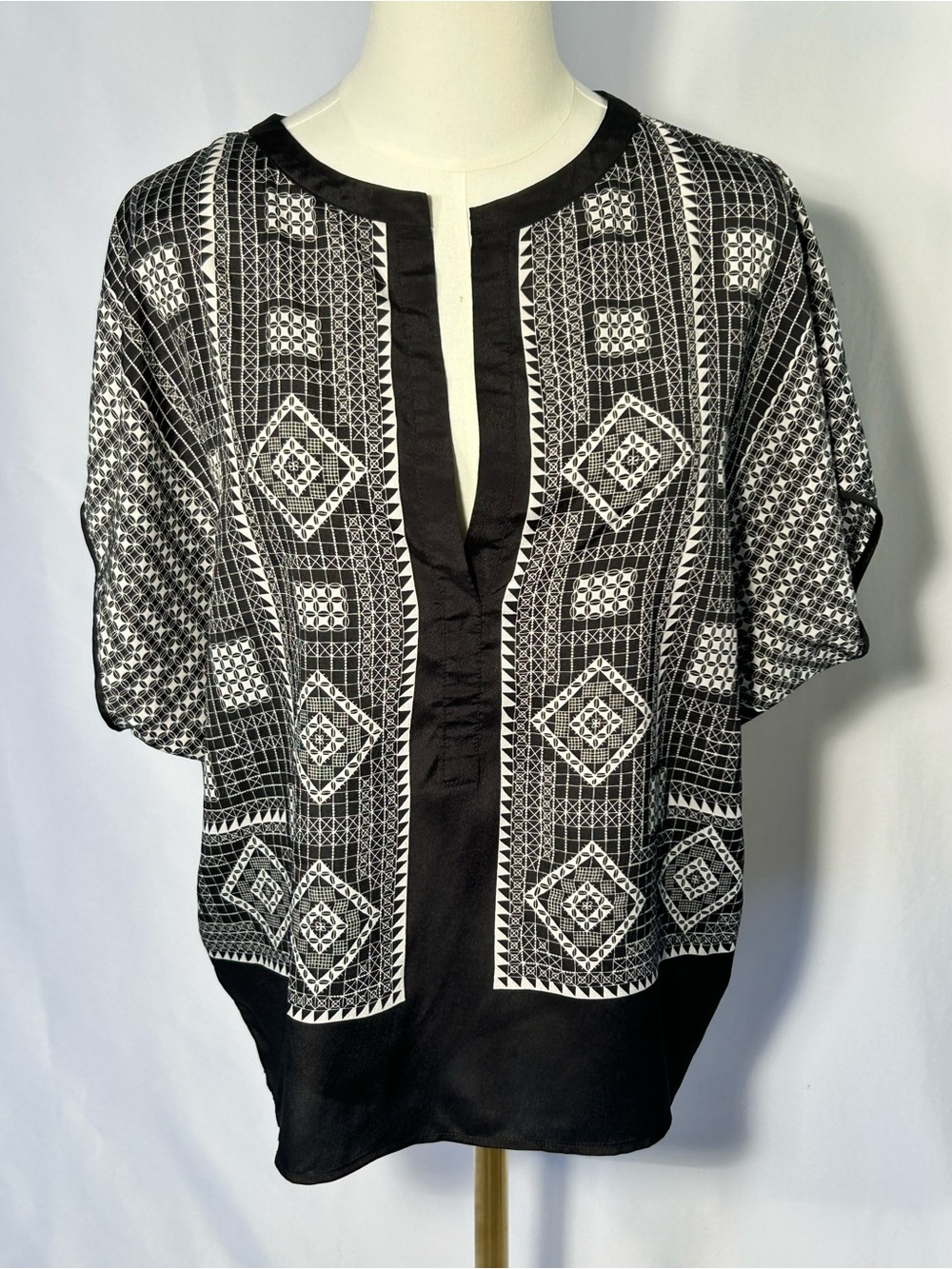 BCBG Max Azria Ayanna V-Neck Dolman Sleeve Boho Blouse M
